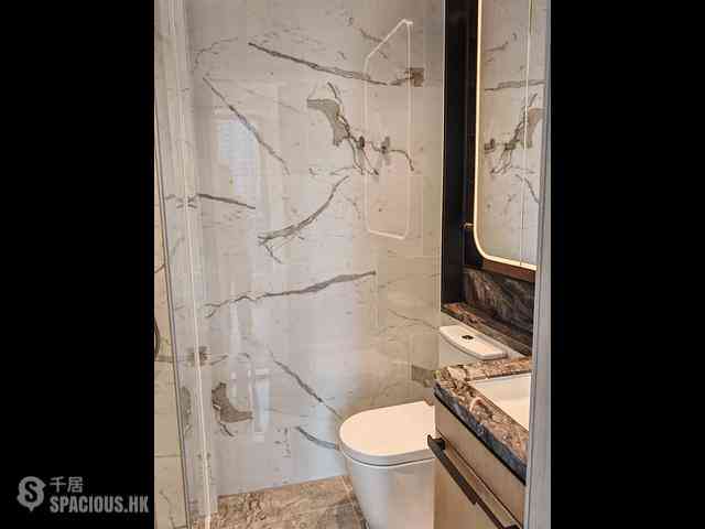 Lohas Park - Lohas Park Phase 11C Villa Garda II Tower 2A 15