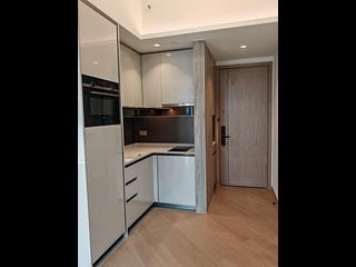 Lohas Park - Lohas Park Phase 11C Villa Garda II Tower 2A 18