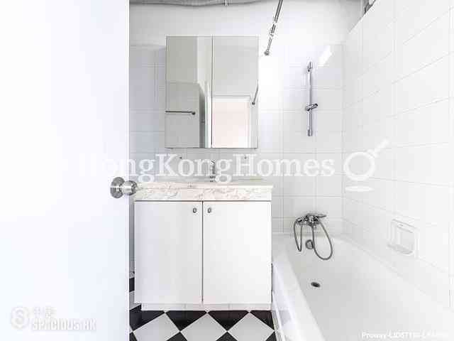Pok Fu Lam - Bisney Villas 05