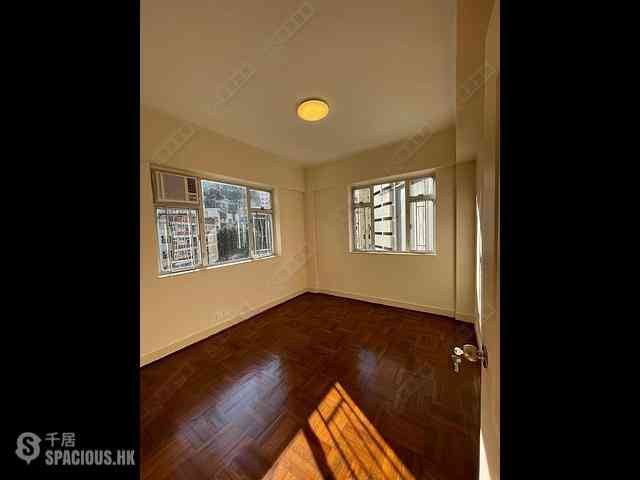 Tai Hang - Kan Oke House 02