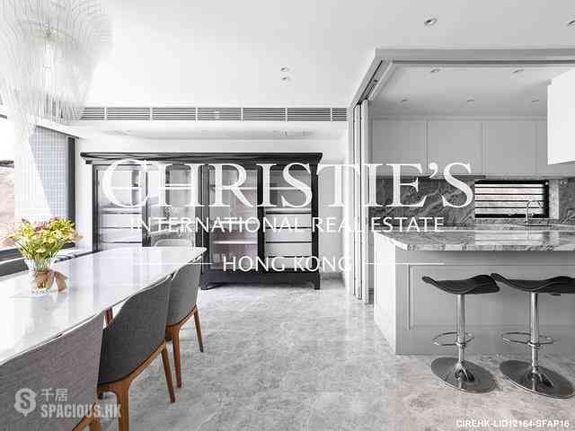 Chung Hom Kok - Pinewaver Villas 05