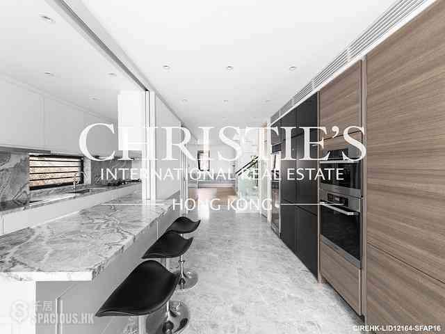 Chung Hom Kok - Pinewaver Villas 12
