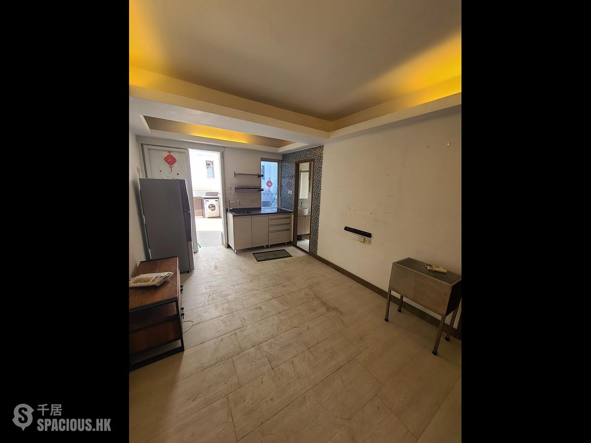 Wan Chai - Sing Kong Building 01