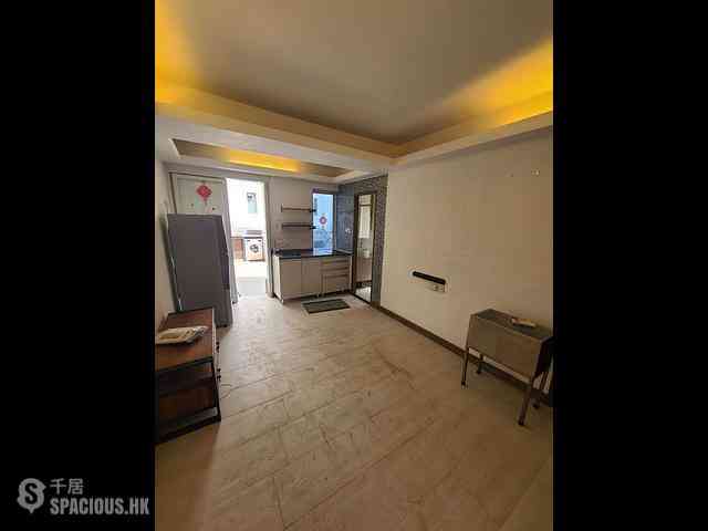 Wan Chai - Sing Kong Building 17