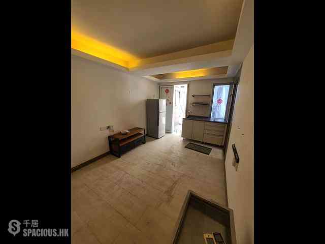 Wan Chai - Sing Kong Building 18