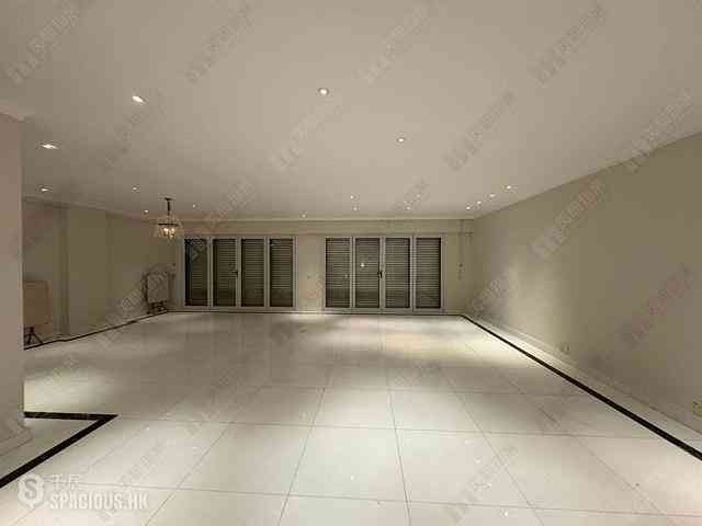 Pok Fu Lam - Villa Cecil Phase 1 08