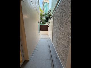 Sheung Wan - 62-64, Queen's Road West 08