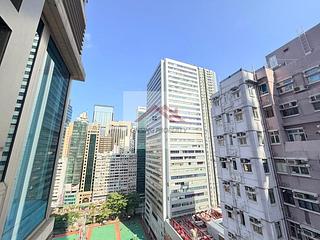 Wan Chai - The Avenue Phase 2 Block 1 04