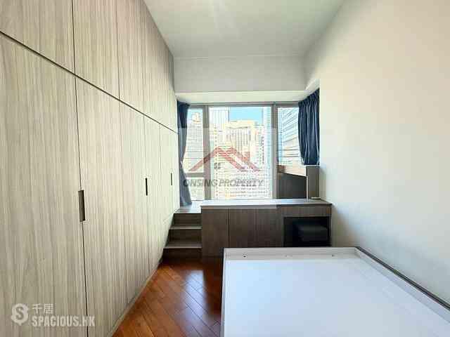 Wan Chai - The Avenue Phase 2 Block 1 06