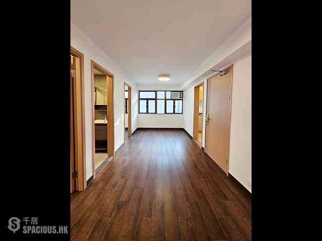 Wan Chai - Hang Shun Mansions 01