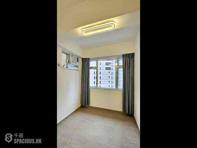 Wan Chai - Wing Tak Building 06
