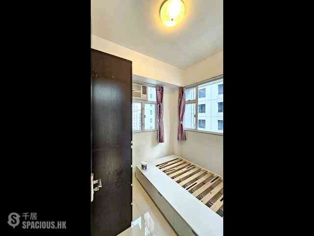 Wan Chai - Yen Ying Mansion (Building) 03
