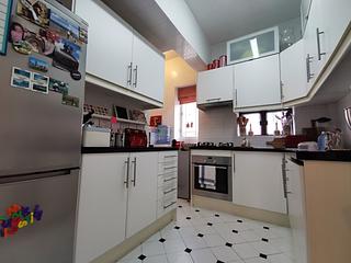 Mid Levels Central - 36-36A, Kennedy Road 05