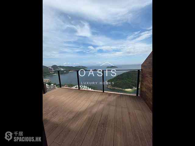 Repulse Bay - The Somerset 01