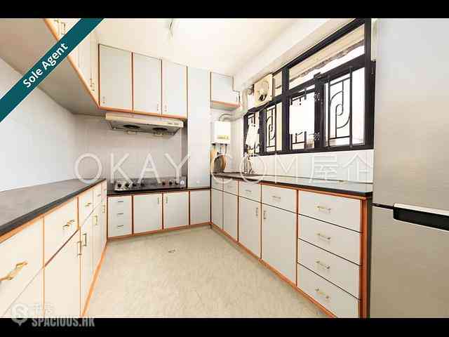 Yau Yat Chuen - May King Court 12