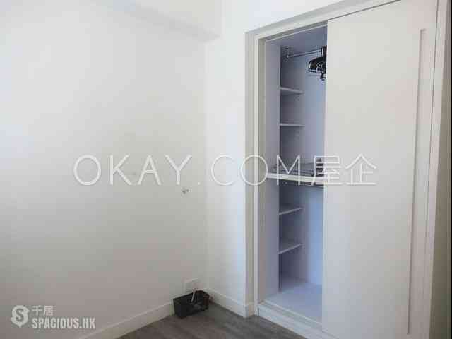Wan Chai - 131A, Queen's Road East 06