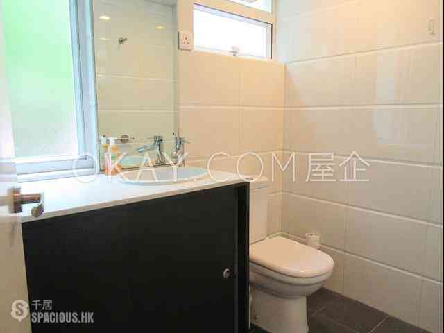 Wan Chai - 131A, Queen's Road East 08
