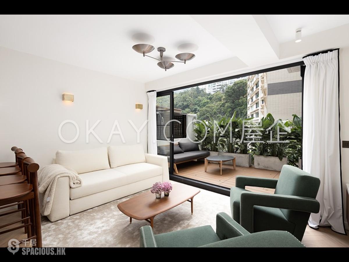 Stubbs Road - The Notting Hill 01