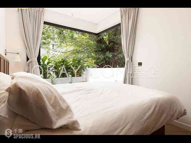 Stubbs Road - The Notting Hill 05