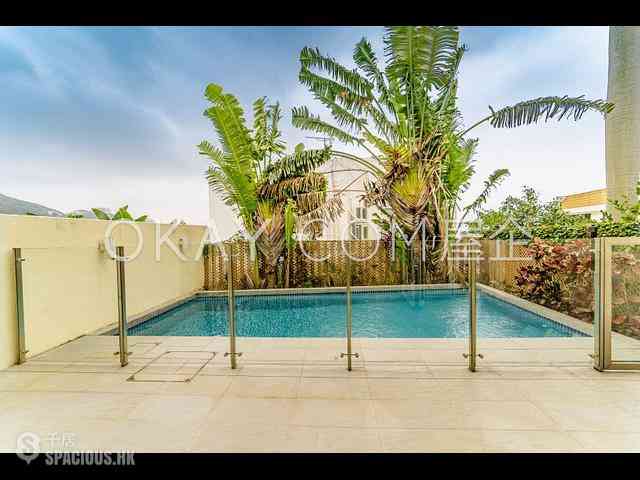 Clear Water Bay - Golden Lake Villa 01