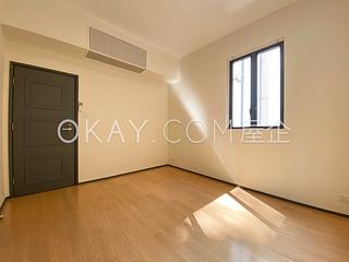 Repulse Bay - South Bay Villas 10