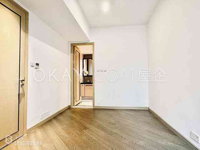 Mid Levels Central - 3, MacDonnell Road 06