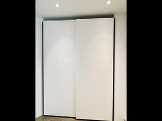 Mid Levels Central - 3, MacDonnell Road 09