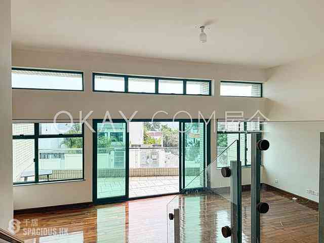 Clear Water Bay - Little Palm Villa 03