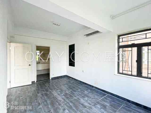 Mid Levels Central - Mackenny Court 08