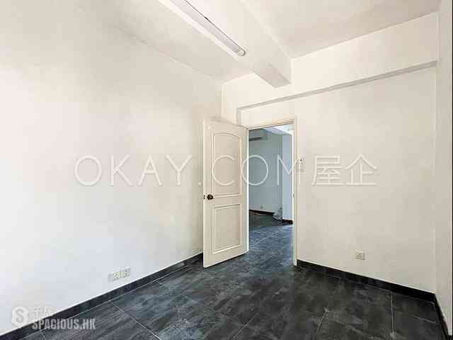 Mid Levels Central - Mackenny Court 10