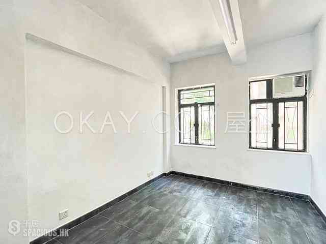 Mid Levels Central - Mackenny Court 12