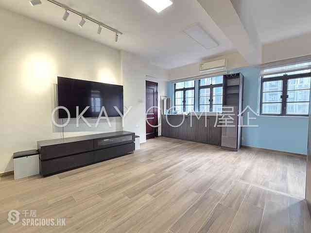 Sai Ying Pun - General Building 03