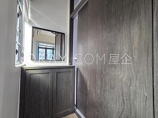 Sai Ying Pun - General Building 06
