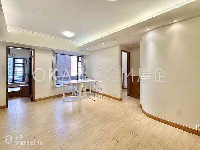 Mid Levels Central - Woodlands Terrace 01