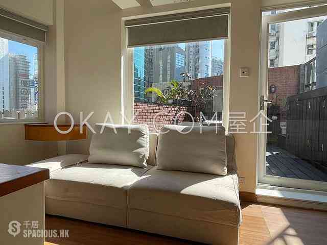 Wan Chai - 8-10, Morrison Hill Road 01
