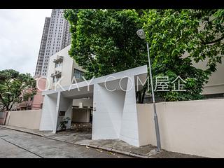 Pok Fu Lam - 6-12, Crown Terrace 13