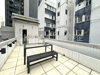 Mid Levels Central - Sun Fat Building 03