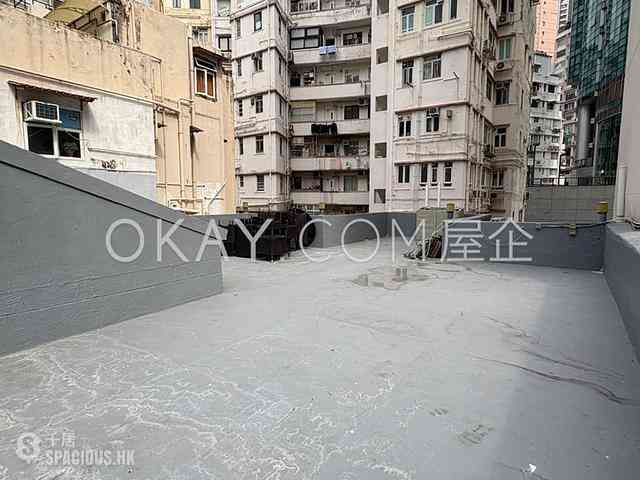 Happy Valley - 9-11, Sing Woo Road 10