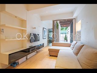 Sheung Wan - 62-64, Queen's Road West 02