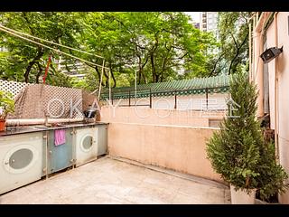 Sheung Wan - 62-64, Queen's Road West 06