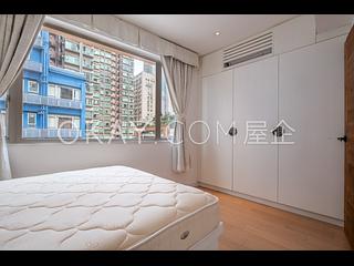 Sheung Wan - 62-64, Queen's Road West 08