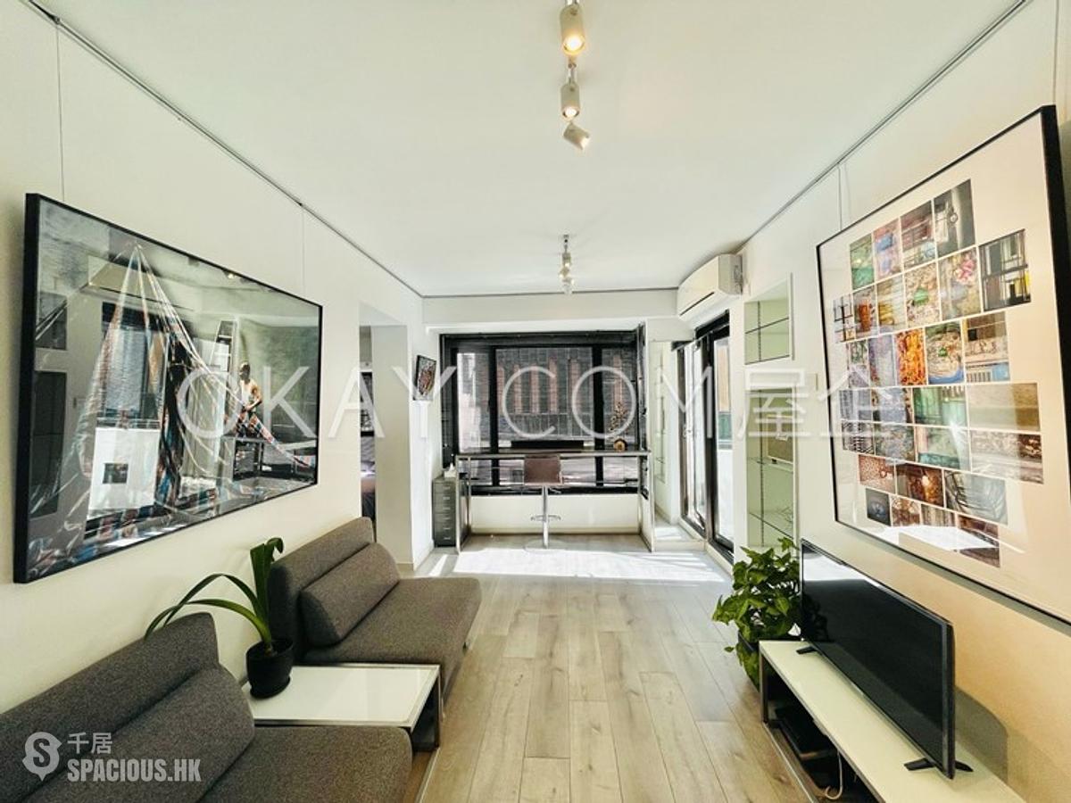 Sai Ying Pun - Smiling Court 01