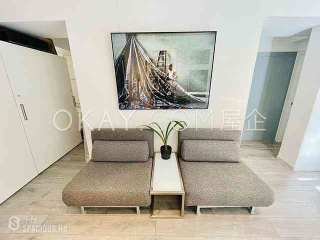 Sai Ying Pun - Smiling Court 02