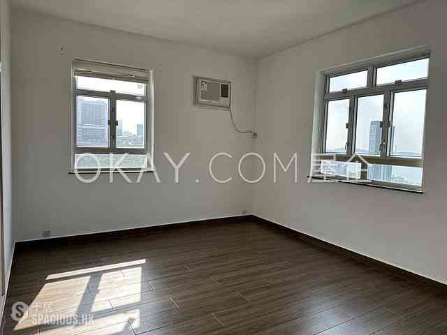 Pok Fu Lam - Four Winds Apartment 07