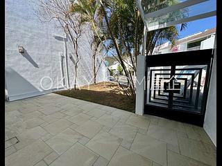 Discovery Bay - Discovery Bay Phase 1 Beach Village Headland Drive 18