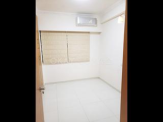 Pok Fu Lam - Baguio Villa 13