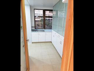 Pok Fu Lam - Baguio Villa 19