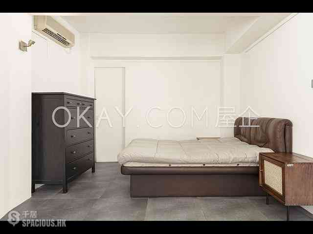 Sheung Wan - Kai Fung Mansion (Building) 08