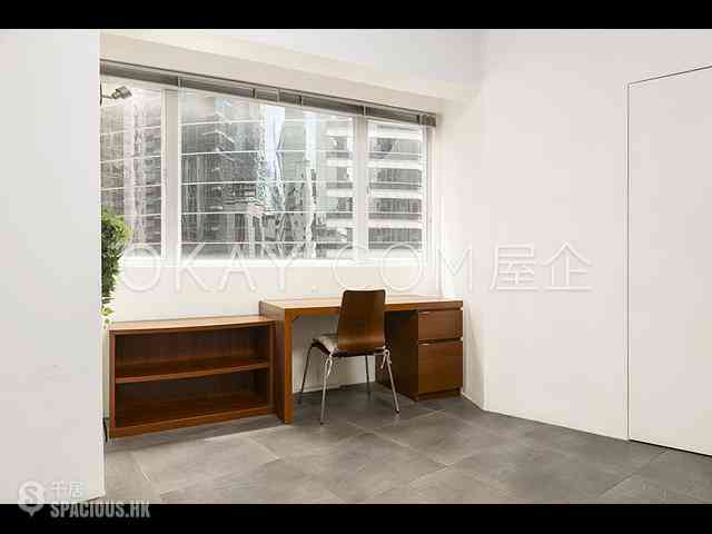 Sheung Wan - Kai Fung Mansion (Building) 10