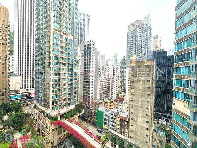 Wan Chai - The Avenue Phase 2 Block 3 06